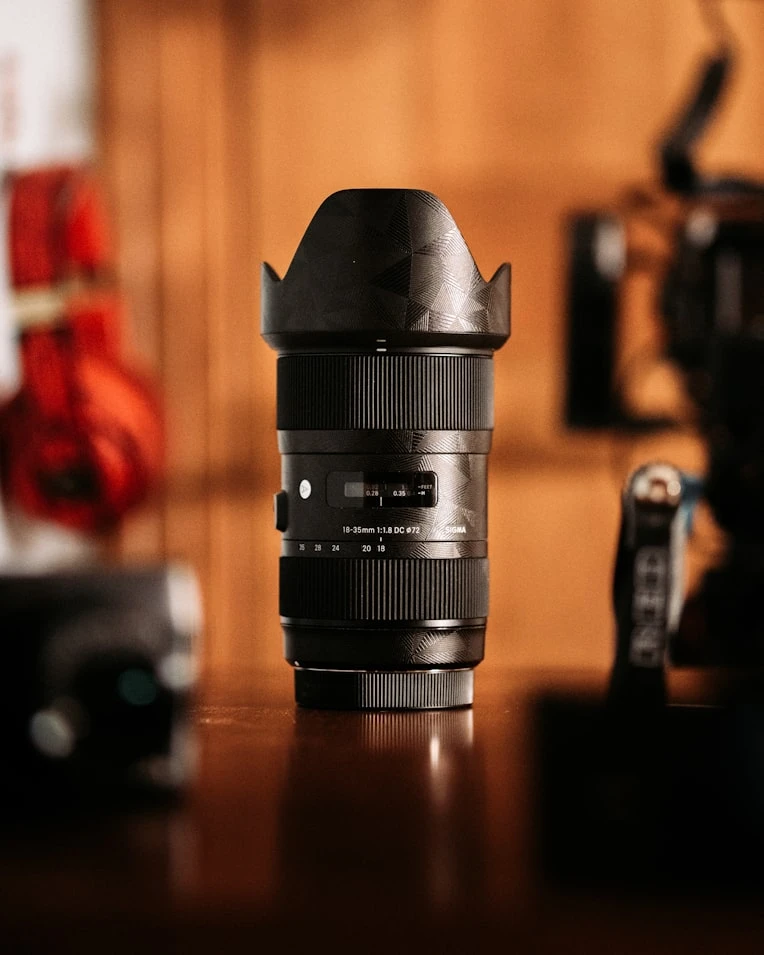 Noise-Cancelling Studio Mic Series 2